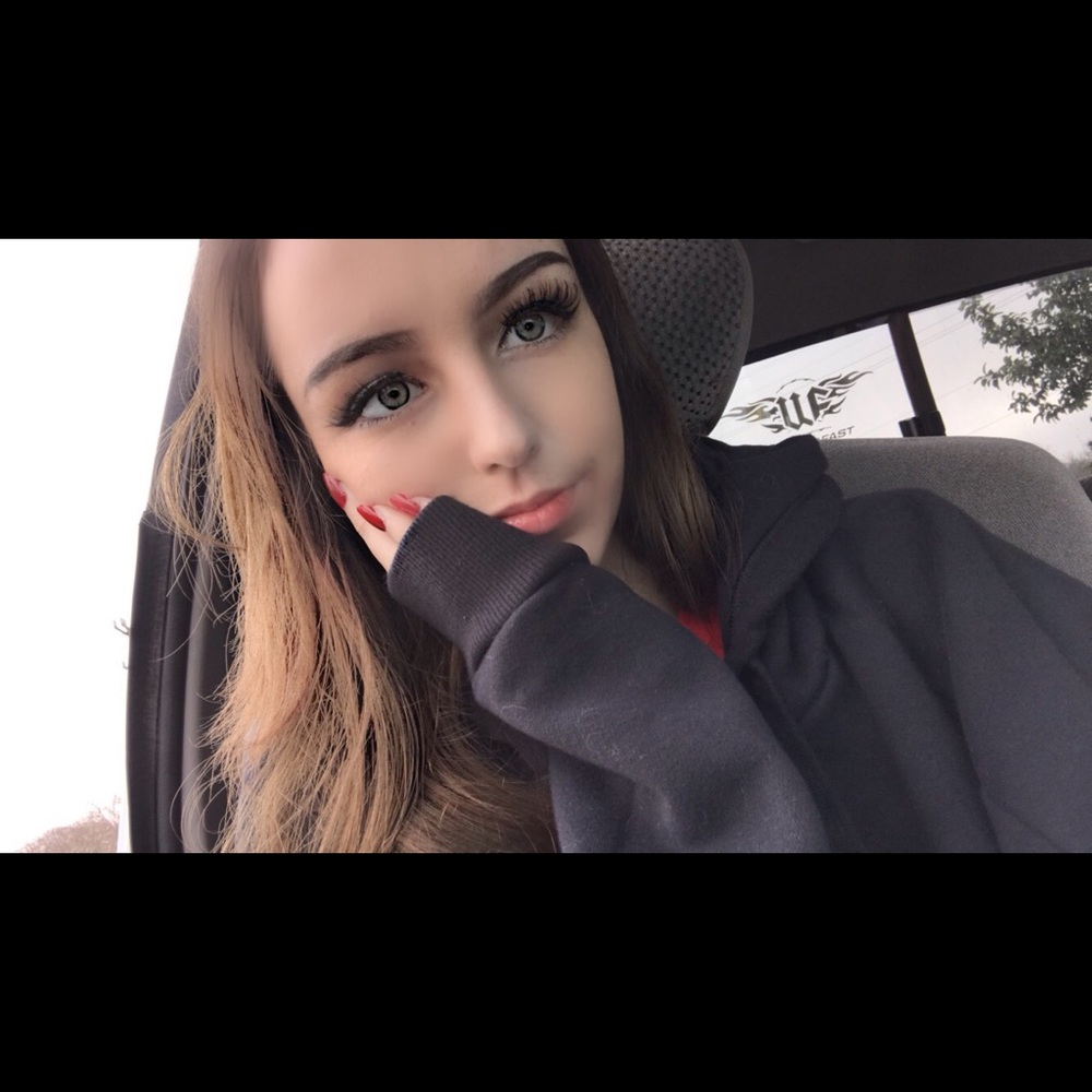 Meet your Posher, Chey